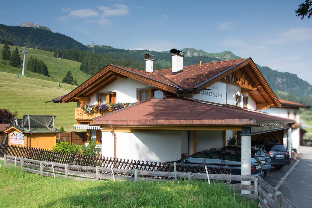Appartements Schneezauber Lermoos Exterior foto